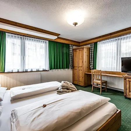 Alpina - Adults Only Hotell 4*