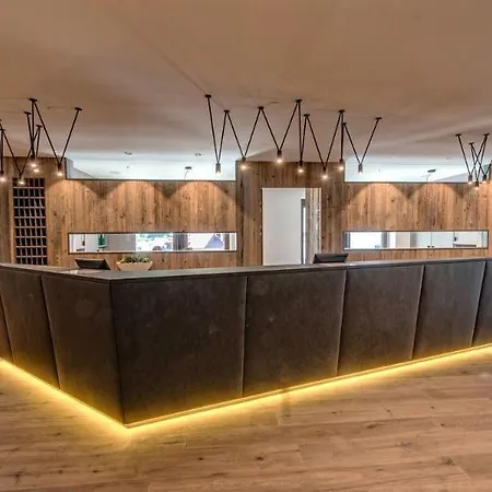Hotel Alpina - Adults Only 4*