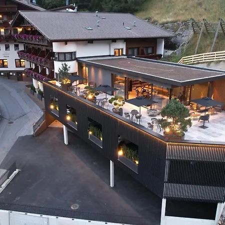 Alpina - Adults Only 4* Sölden