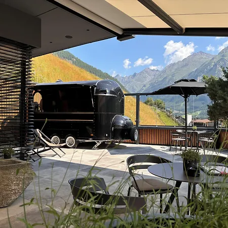 Alpina - Adults Only Hotel 4*