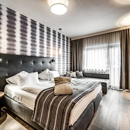 Alpina - Adults Only Hotell 4*