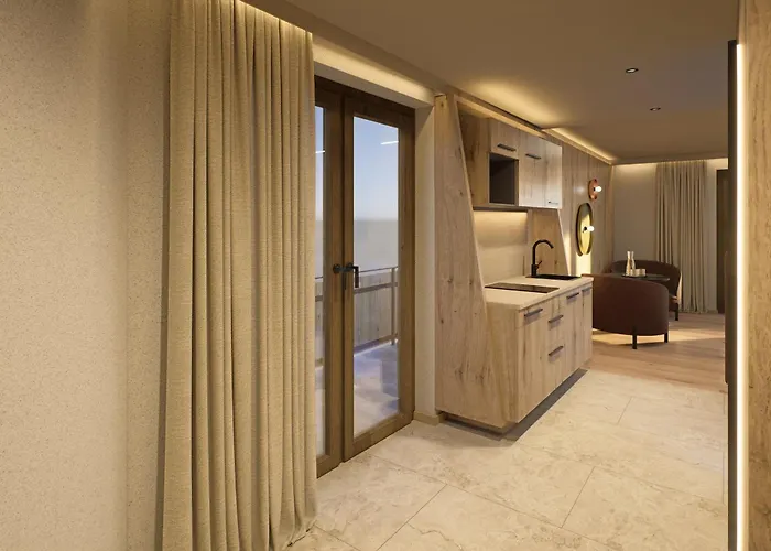 Alpina - Adults Only 酒店